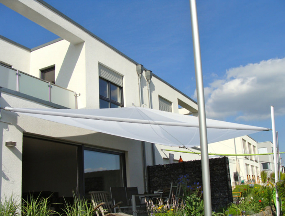 Dortmund - Sonnensegel über Terrasse